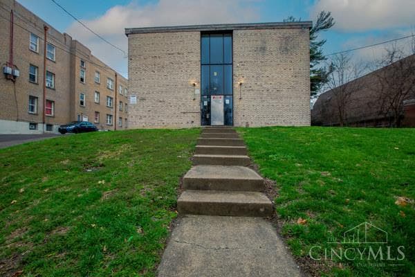 694 Gholson Avenue, Cincinnati