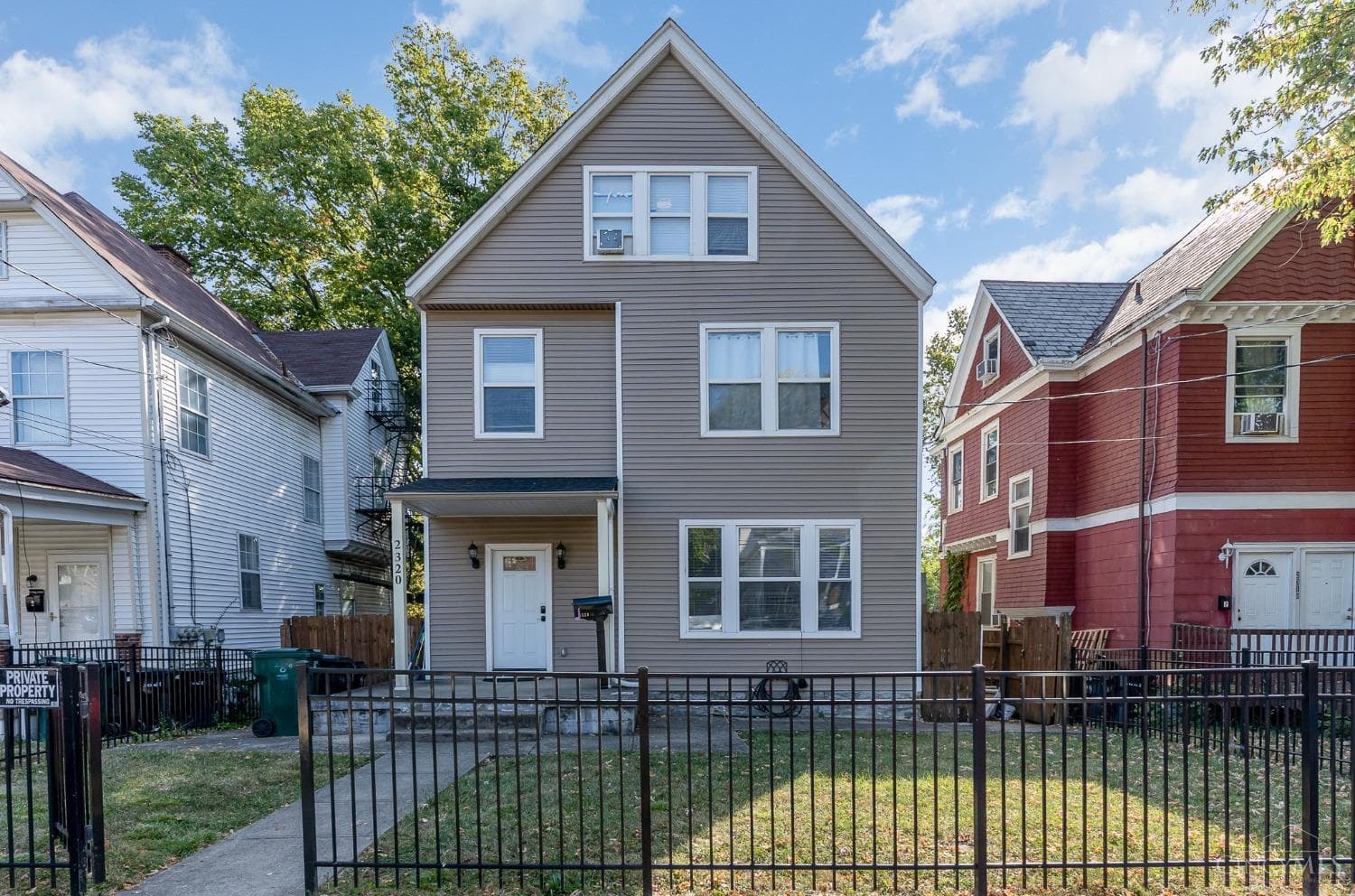 2320 Maplewood Avenue, Cincinnati