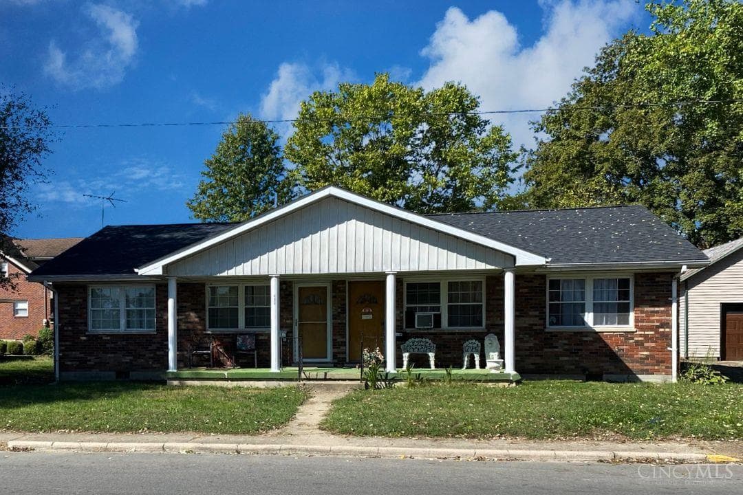 405 Main Street