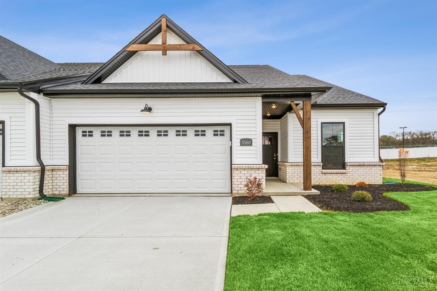 5560 Birch Court