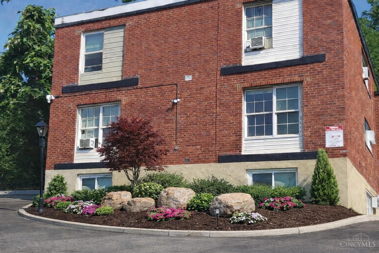 3035 Gilbert Avenue, Cincinnati