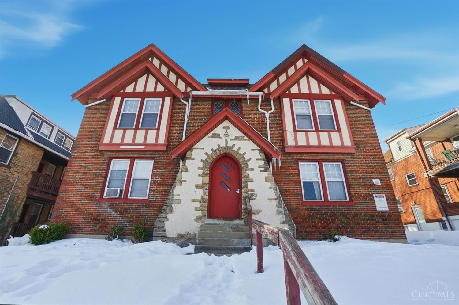 1025 Dana Avenue, Cincinnati