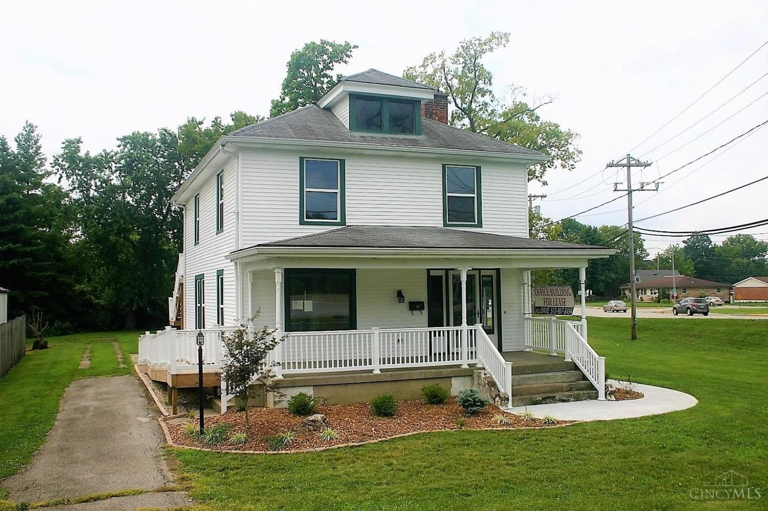 1220 Belleview Drive