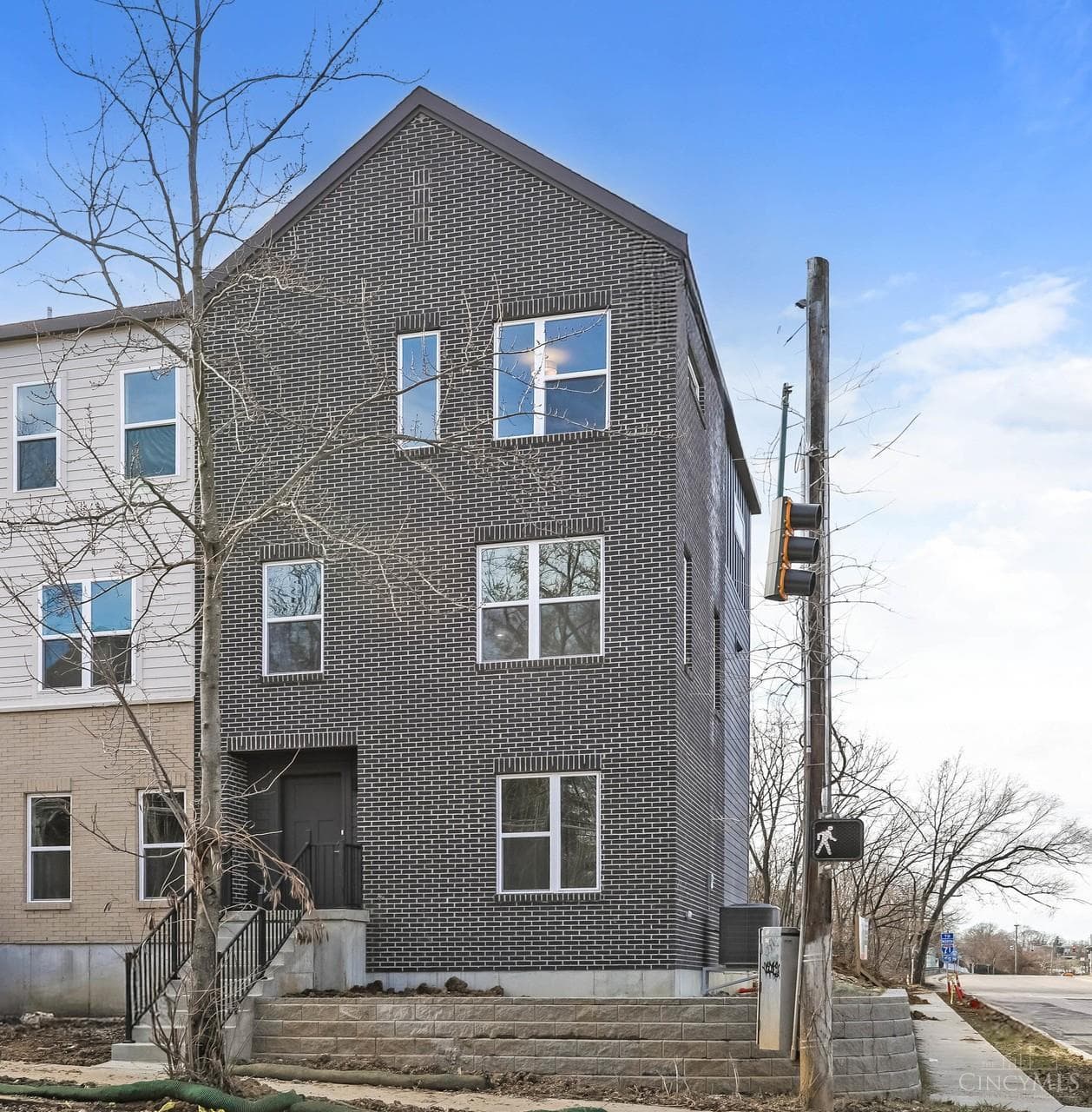 2611 May Street, Cincinnati