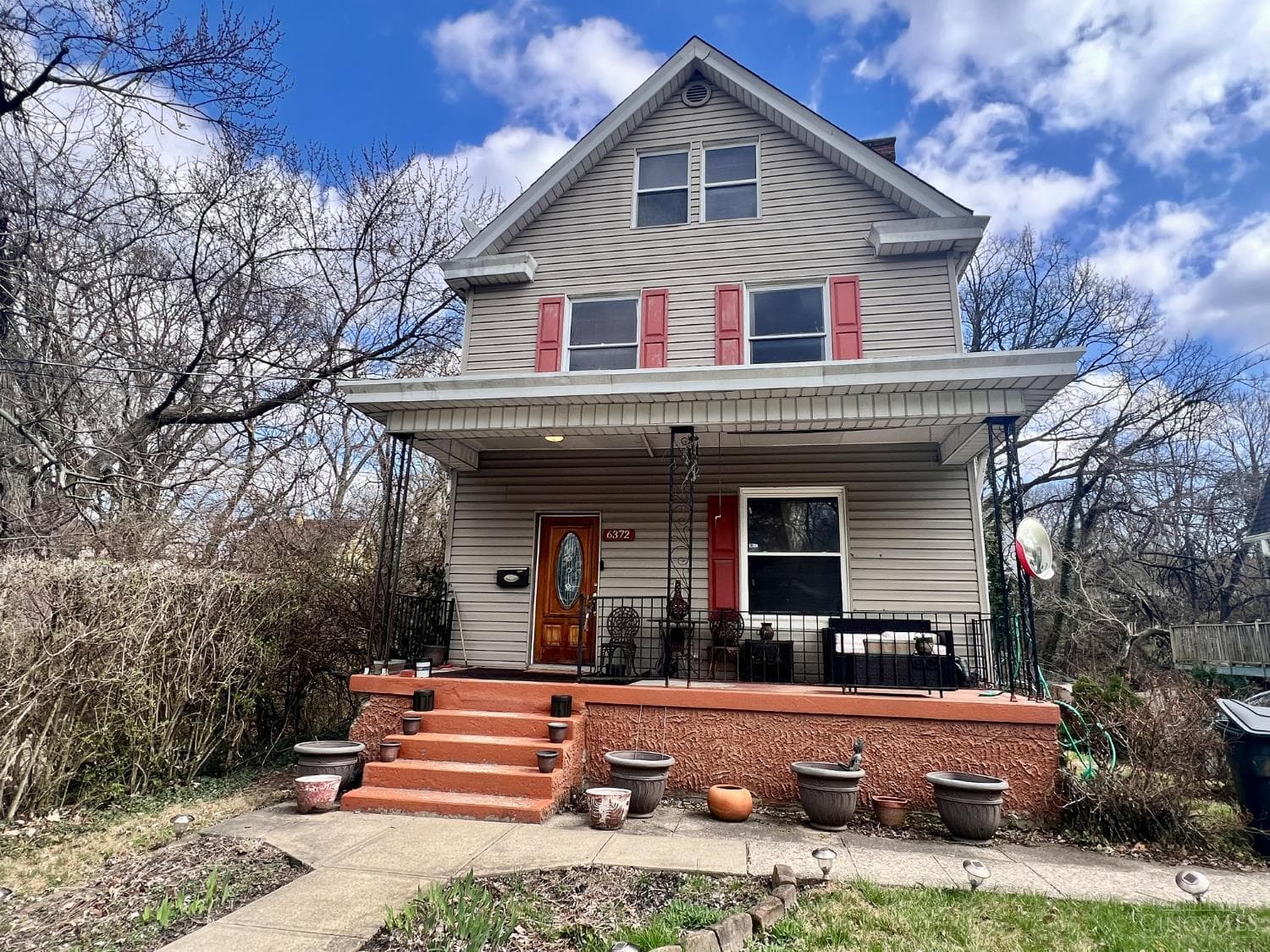 6372 Savannah
