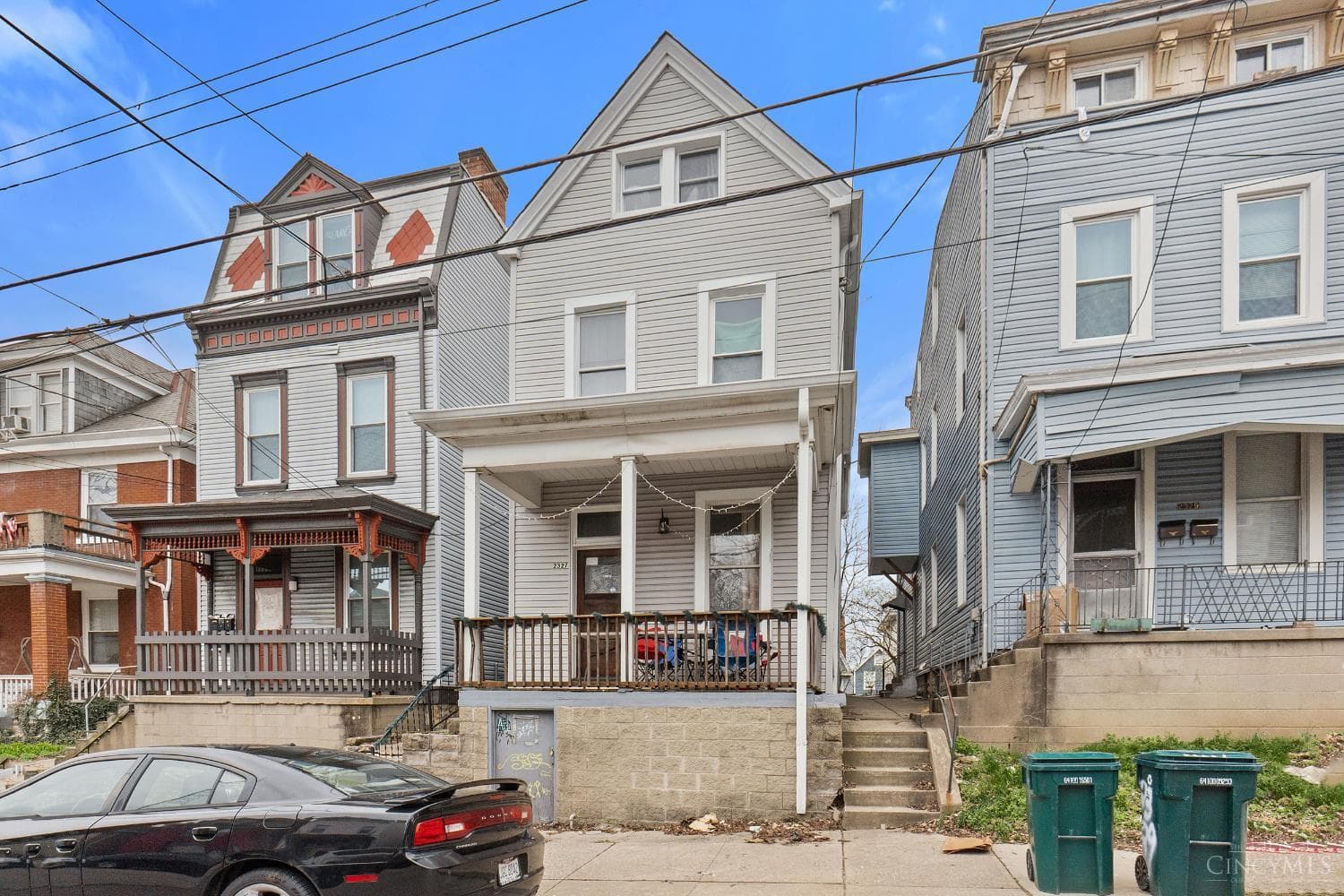 2327 Stratford Avenue, Cincinnati