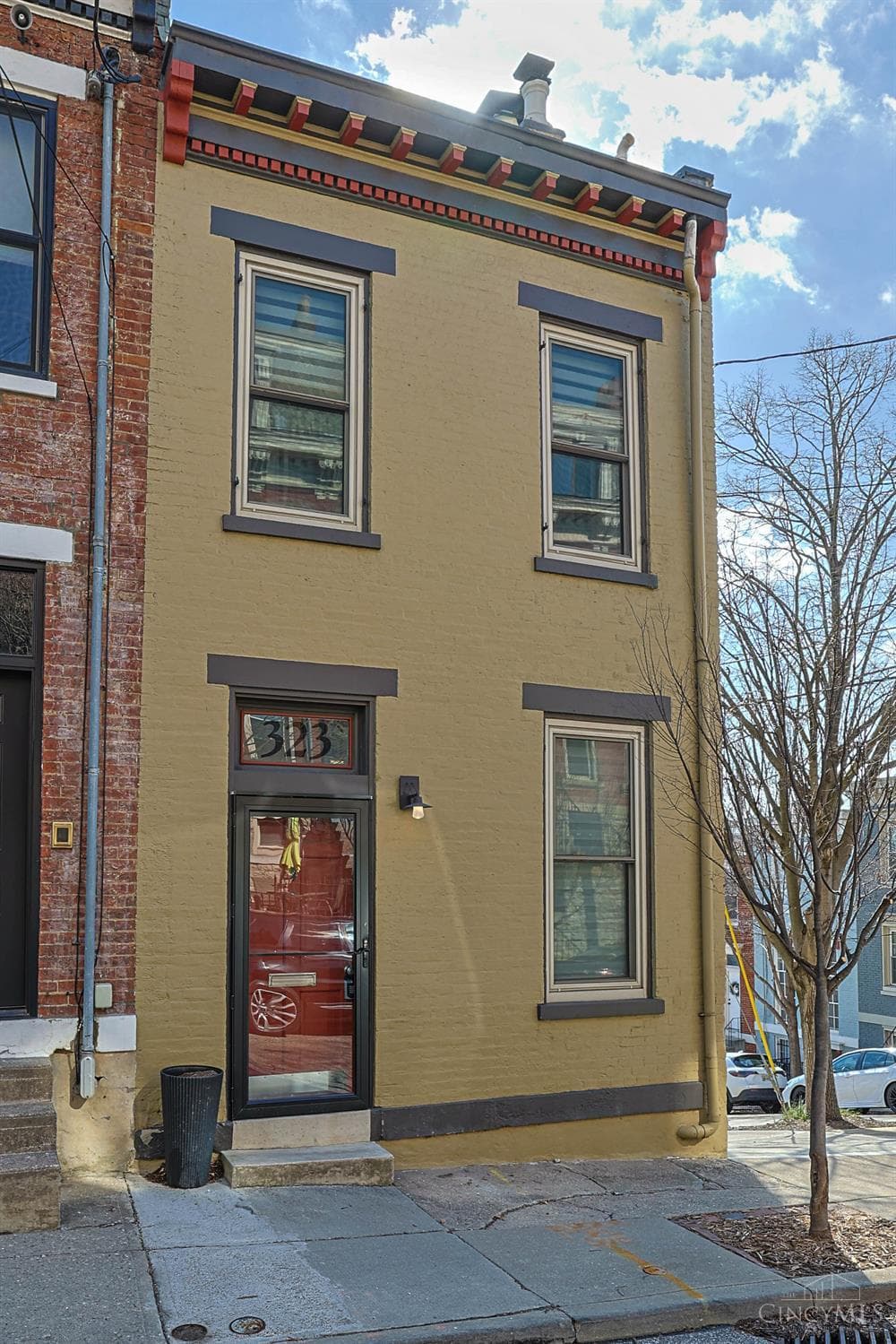 323 Milton Street, Cincinnati