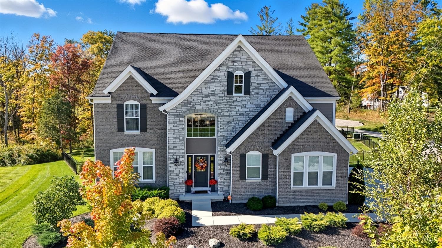 9907 Kensington Lane, Deerfield Twp.