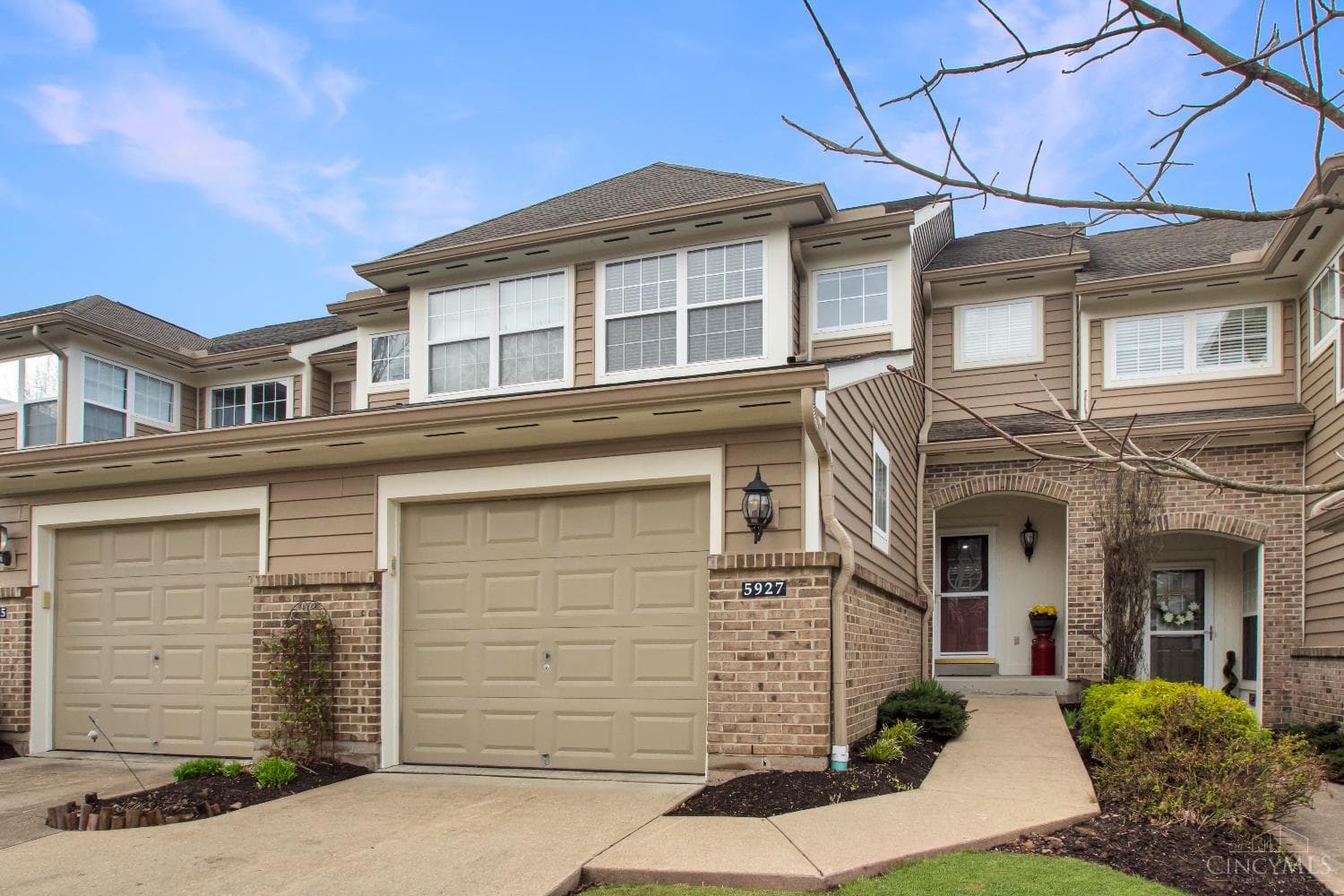 5927 Castlewood Crossing