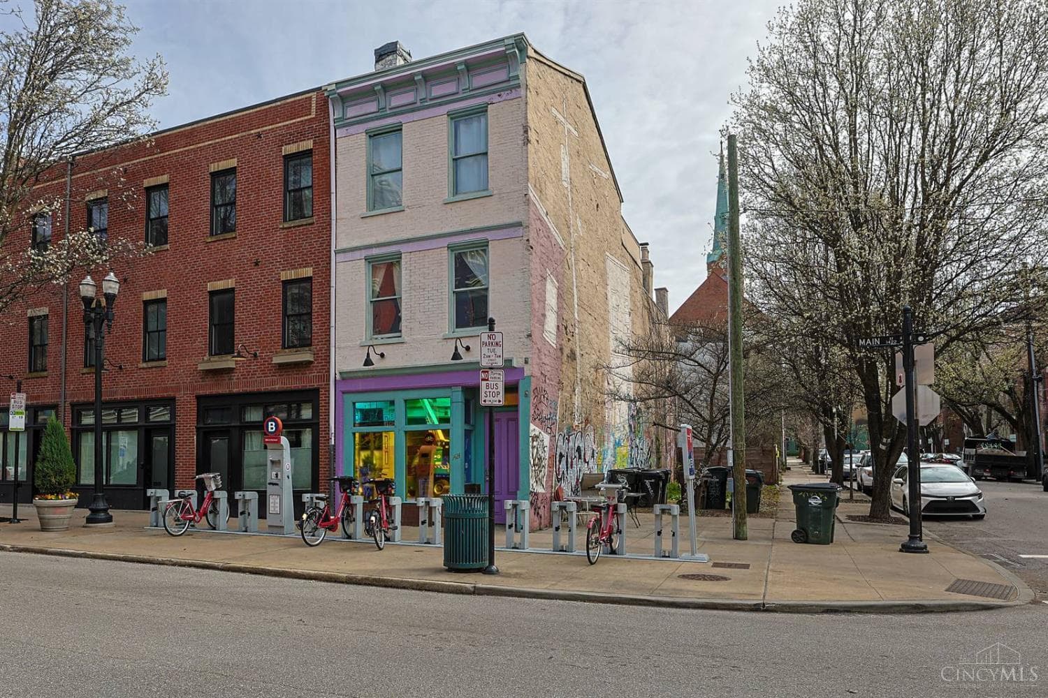 1424 Main Street, Cincinnati