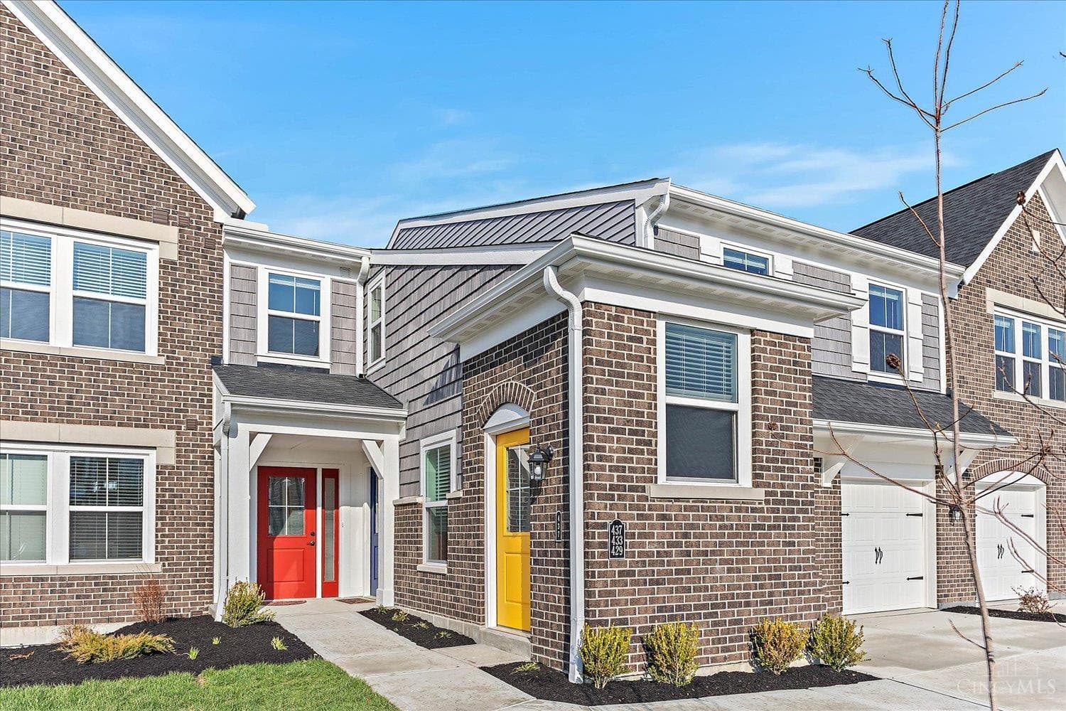 437 Bethpage Way