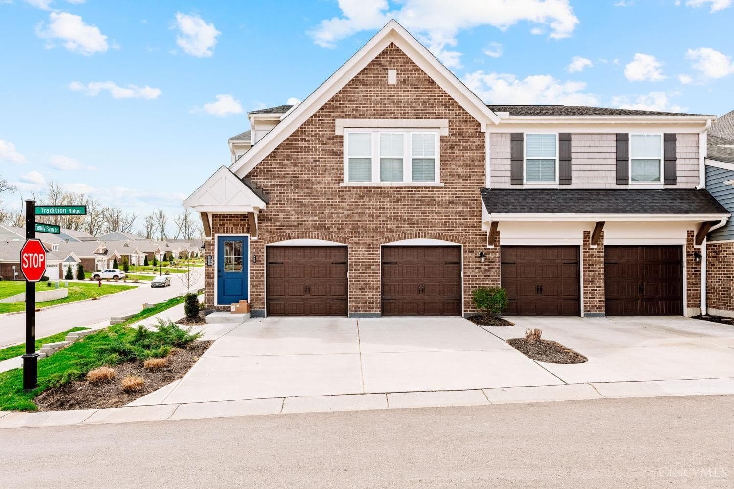 693 Tradition Ridge