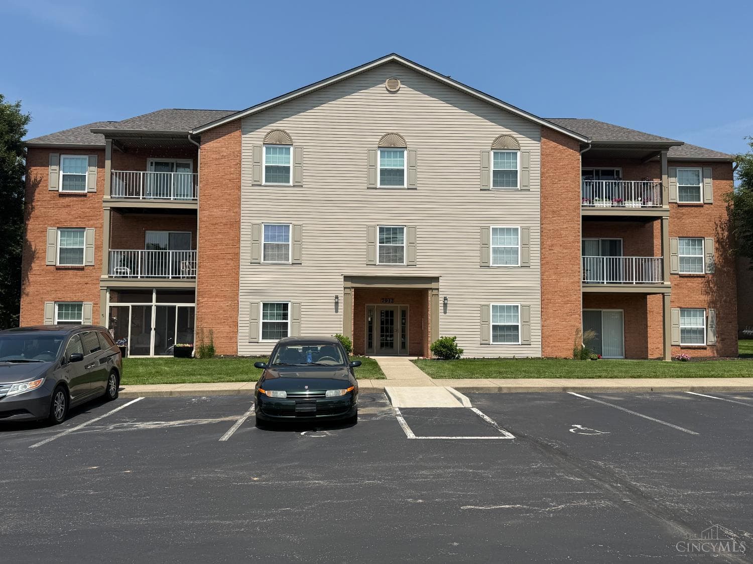 7912 Jessies Way