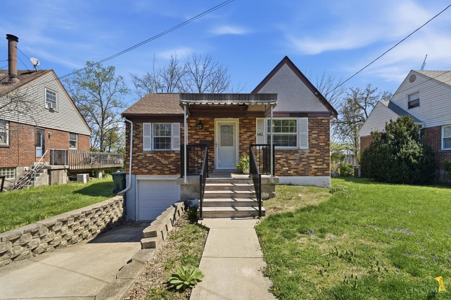 142 Grove Avenue