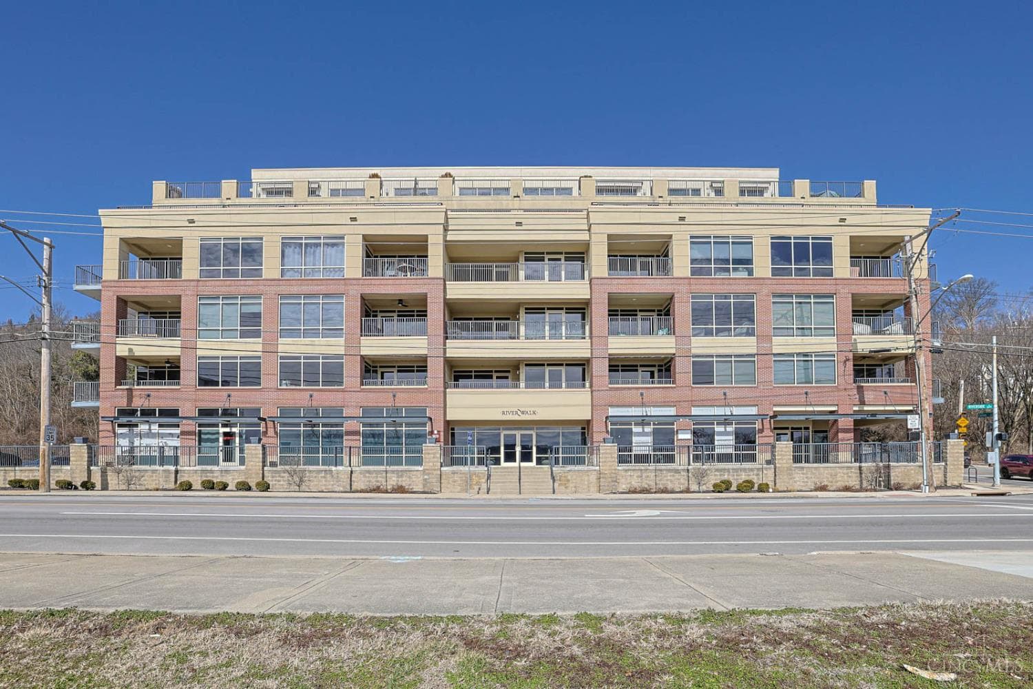 2260 Riverside Drive, Cincinnati