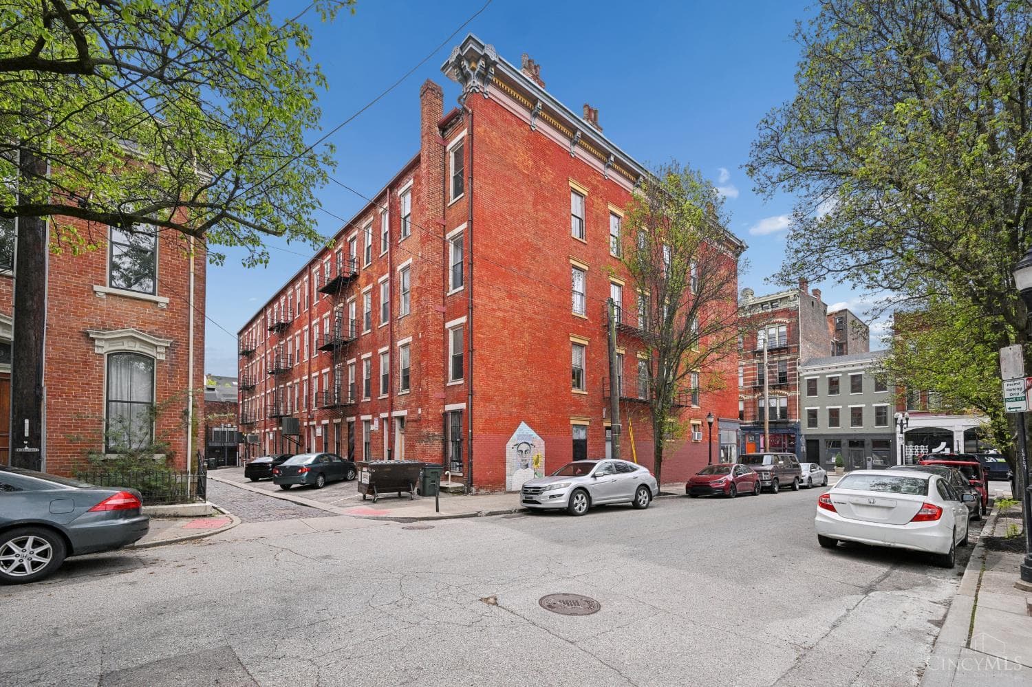 1420 Main Street, Cincinnati