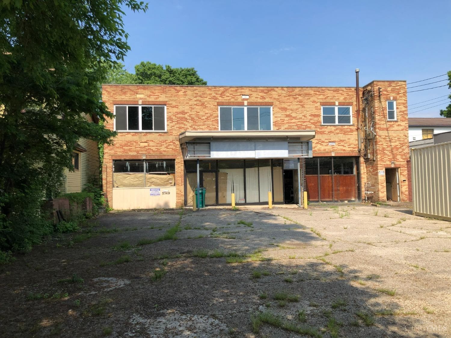 5749 Hamilton Avenue, Cincinnati