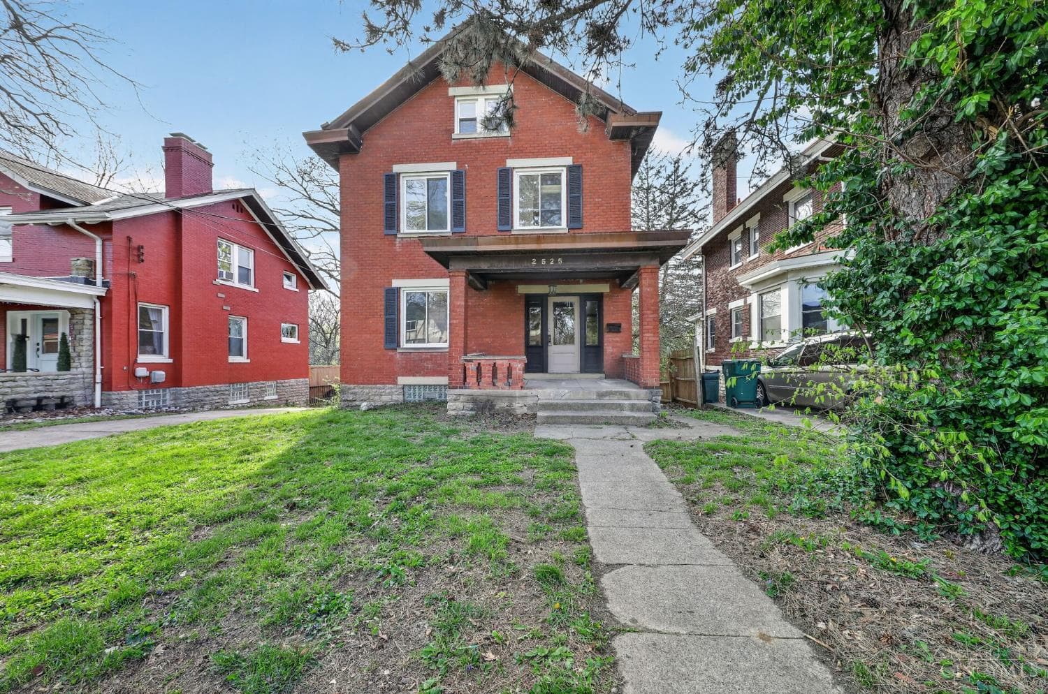 2525 Homestead Place