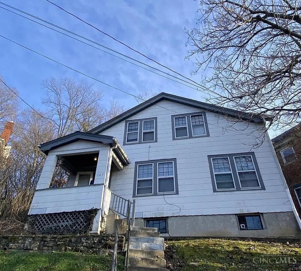 727 Riddle Road