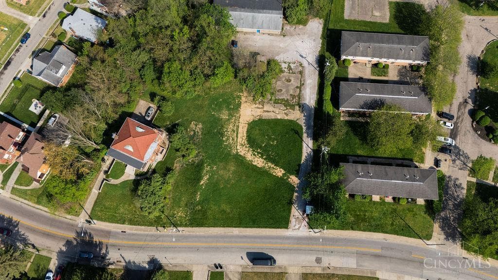 38 Clinton Springs Avenue, Cincinnati