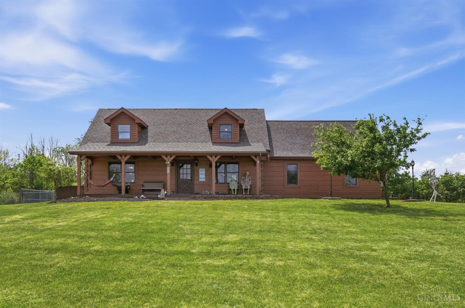 255 Pekin Road
