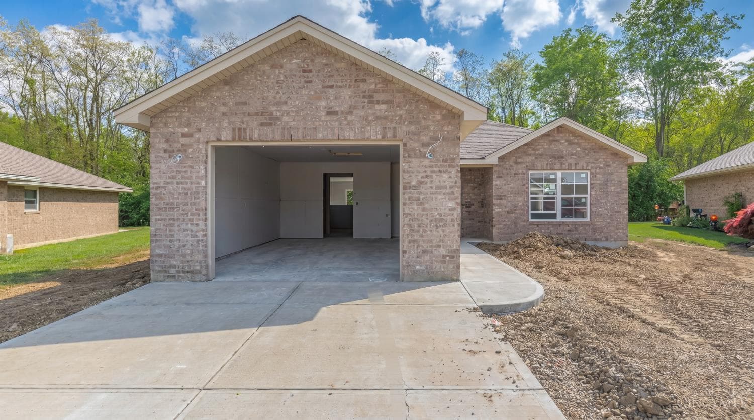 137 Pebble Creek Drive