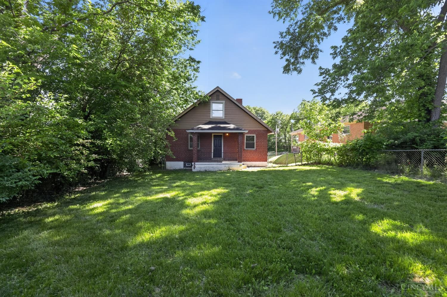 1323 Woodland Avenue