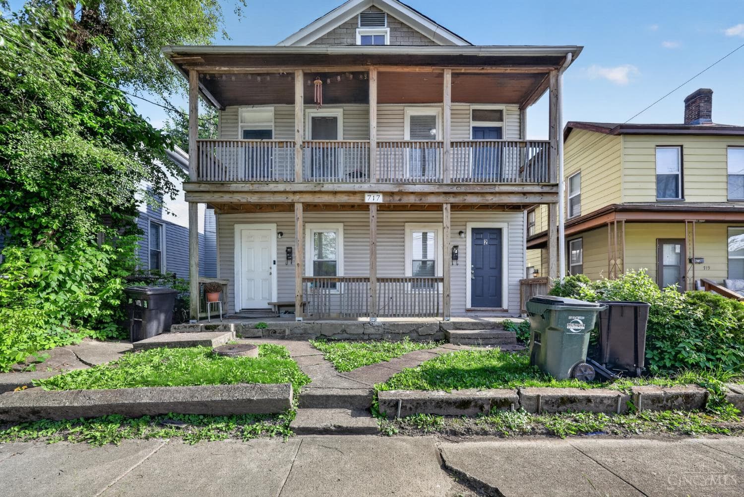 717 Mulberry Street