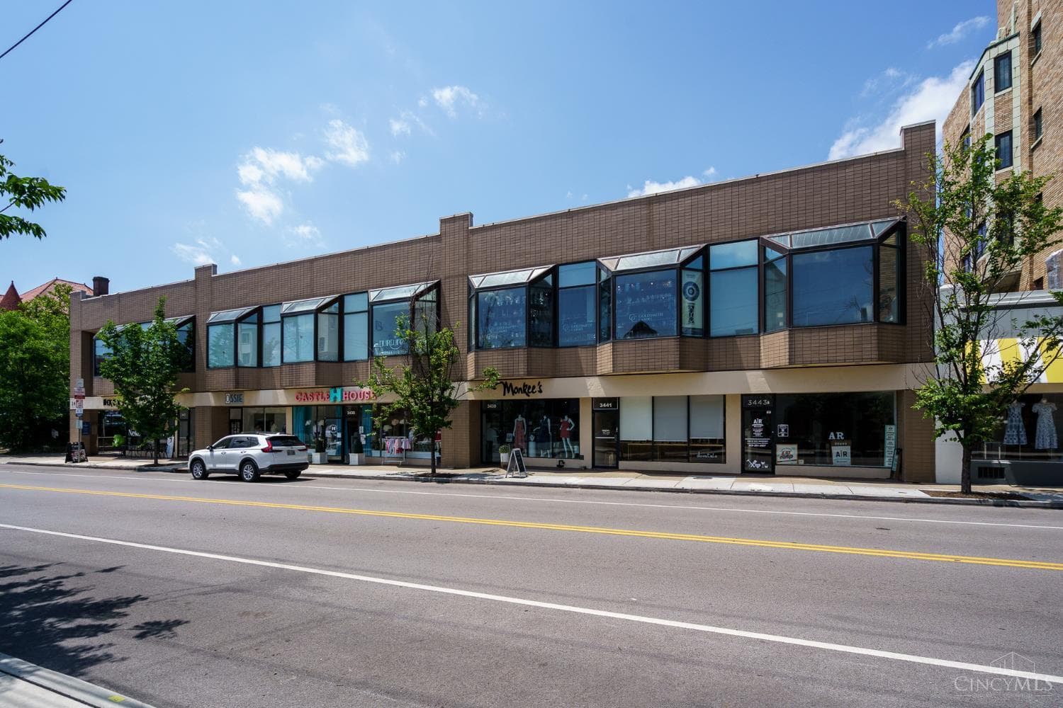 3443 Edwards Road, Cincinnati