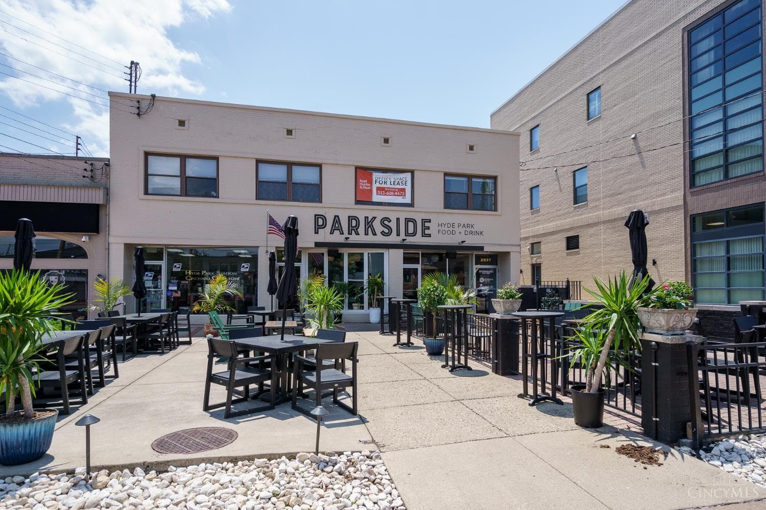 2639 Erie Avenue, Cincinnati