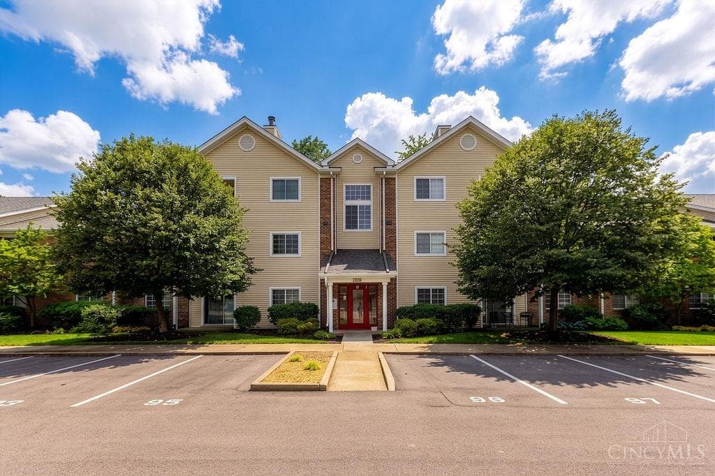120 Carrington Lane, Loveland