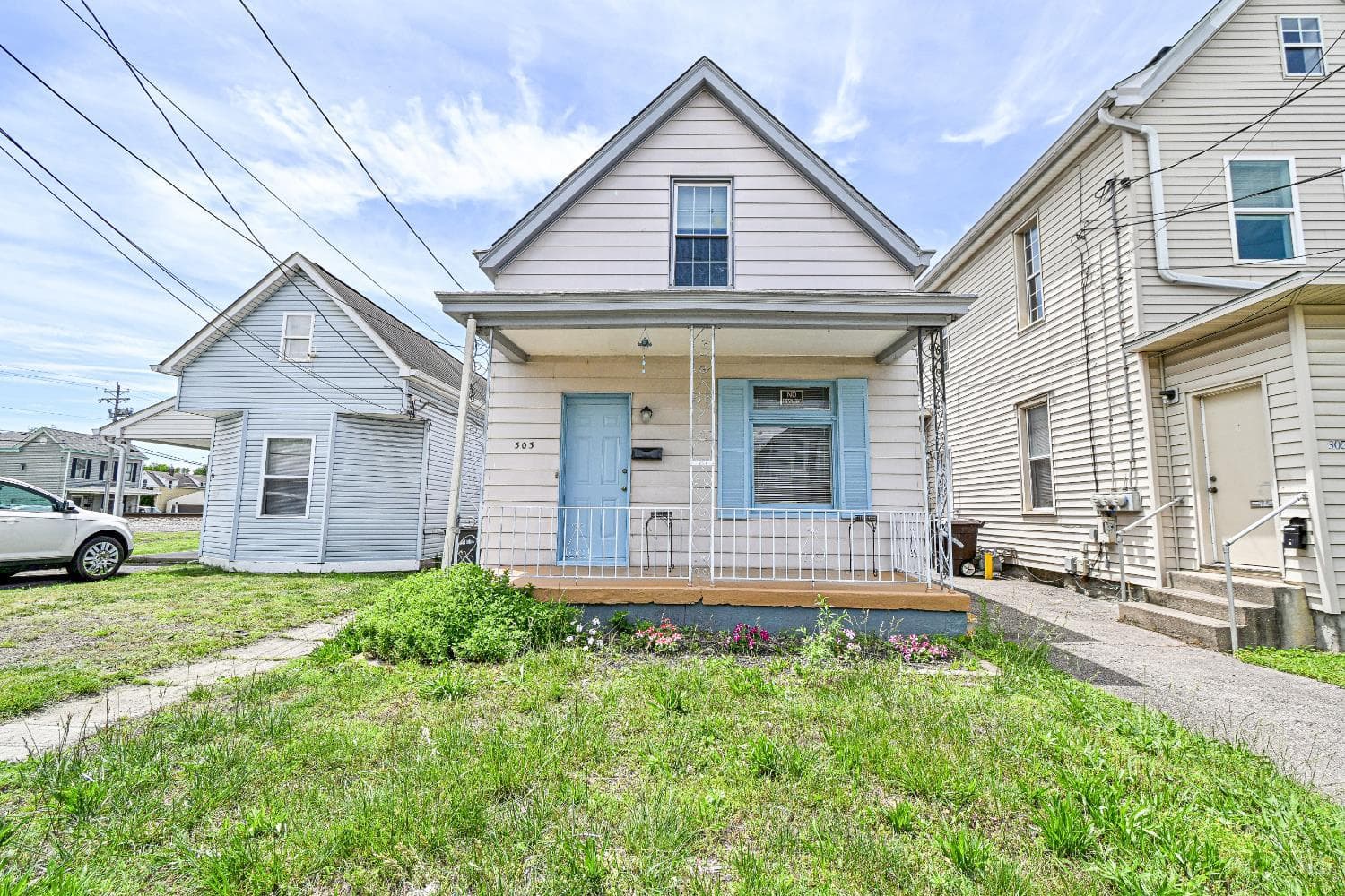 303 Walnut Street