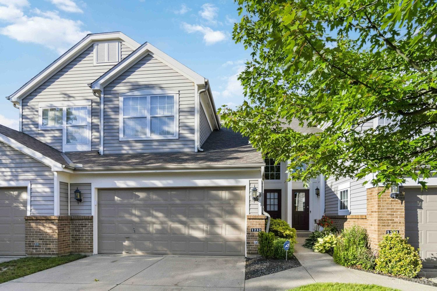 1232 Villa Parke