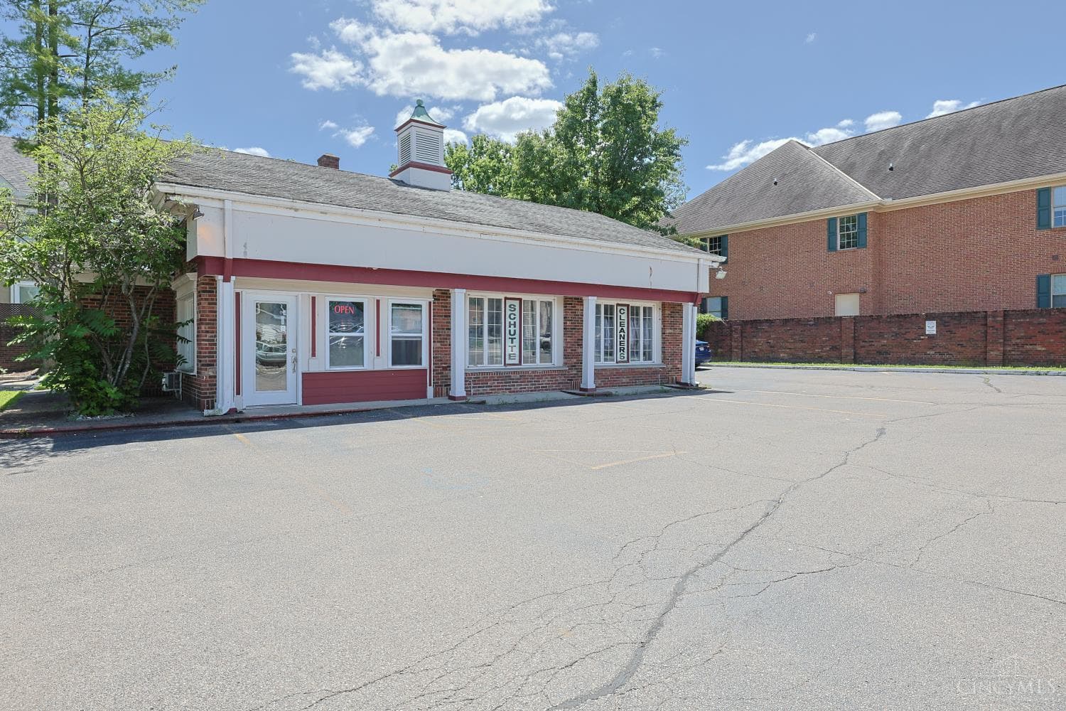 401 Loveland Avenue