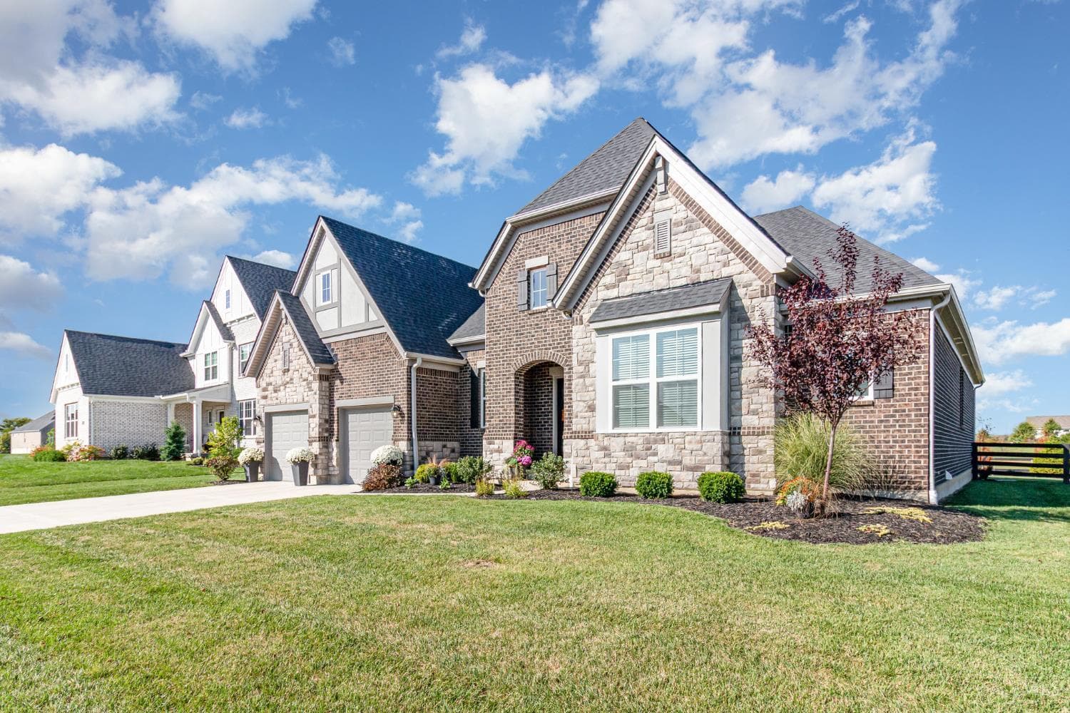 5276 Brougham Lane