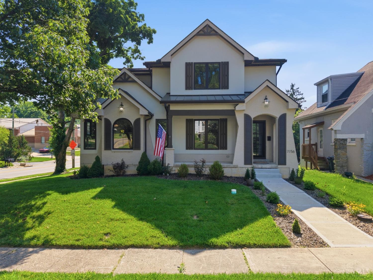 7156 Maple Avenue
