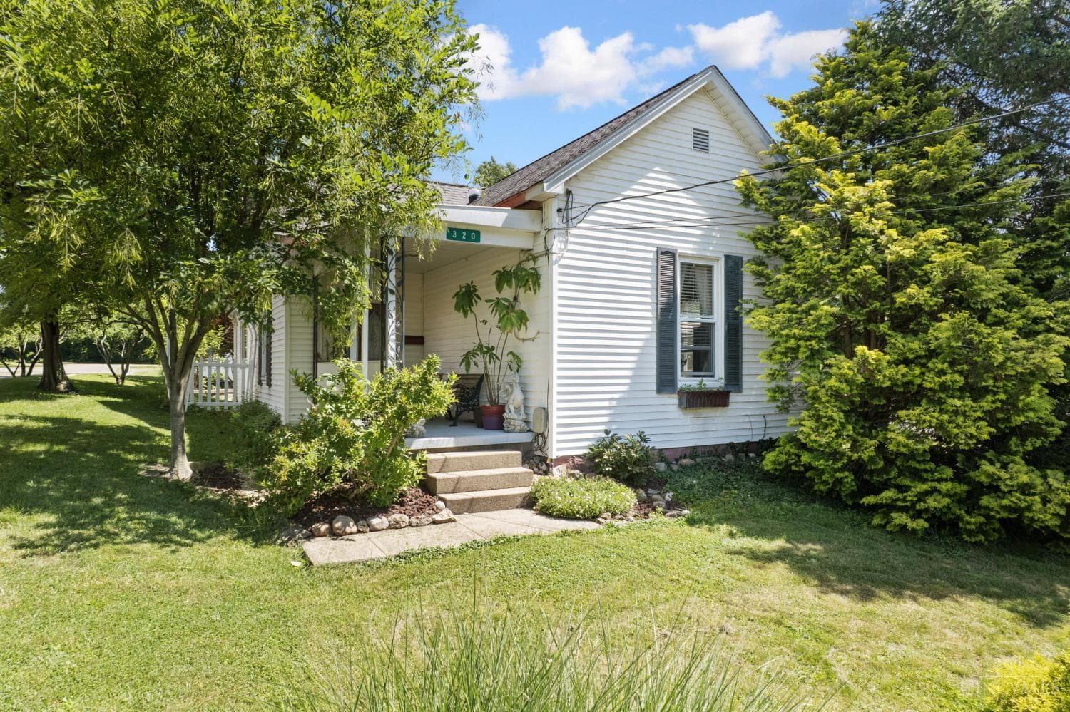 320 Plane Street