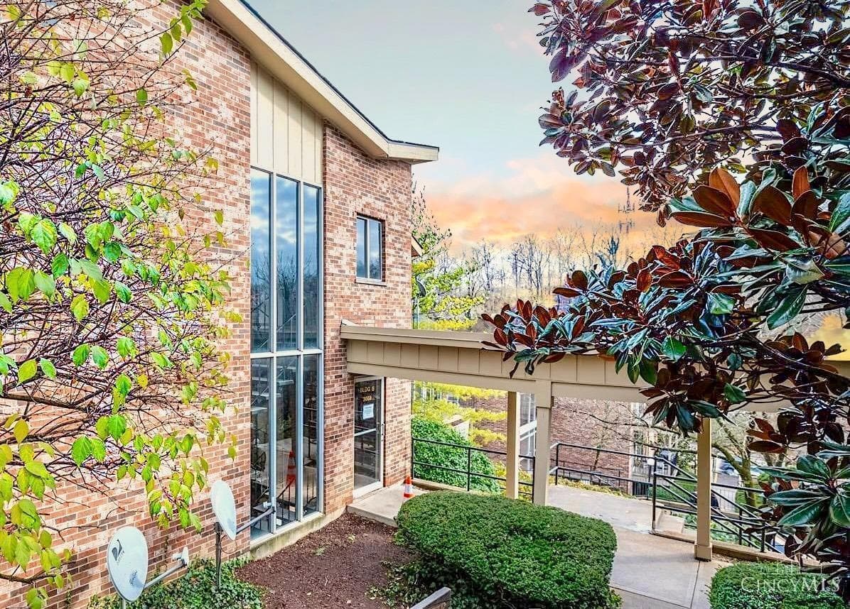 3069 Alpine Terrace