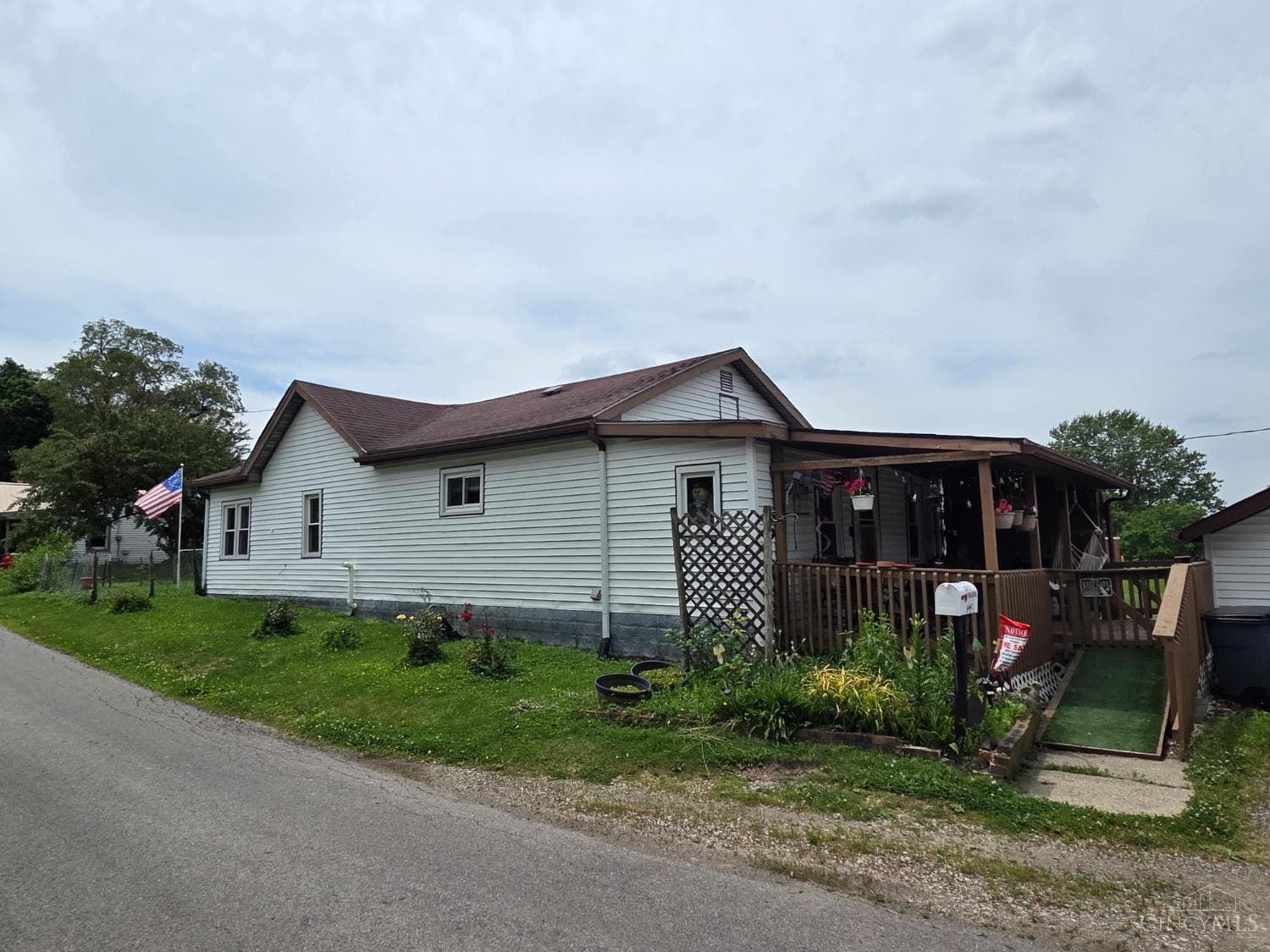 637 Highland Avenue
