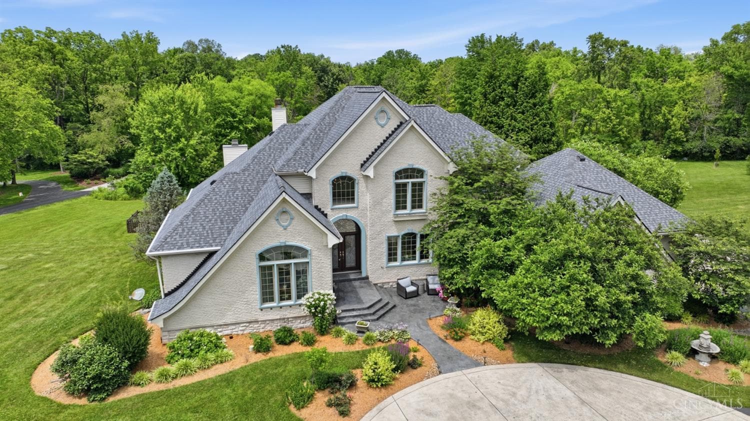 2372 Manistique Lakes Drive