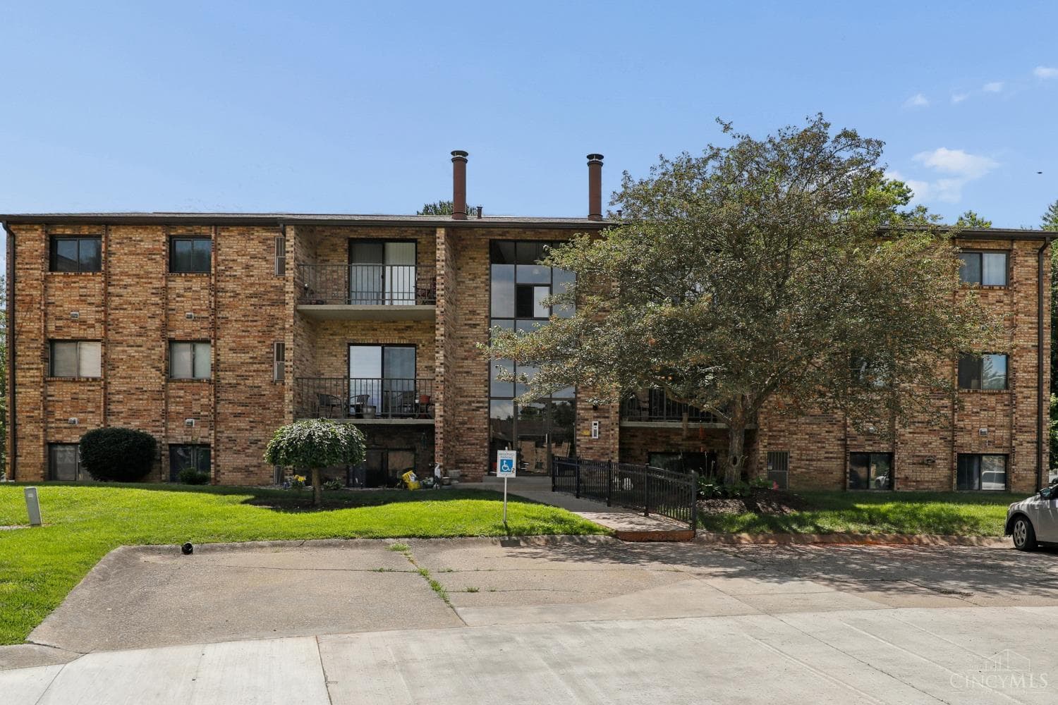 539 Davis Road