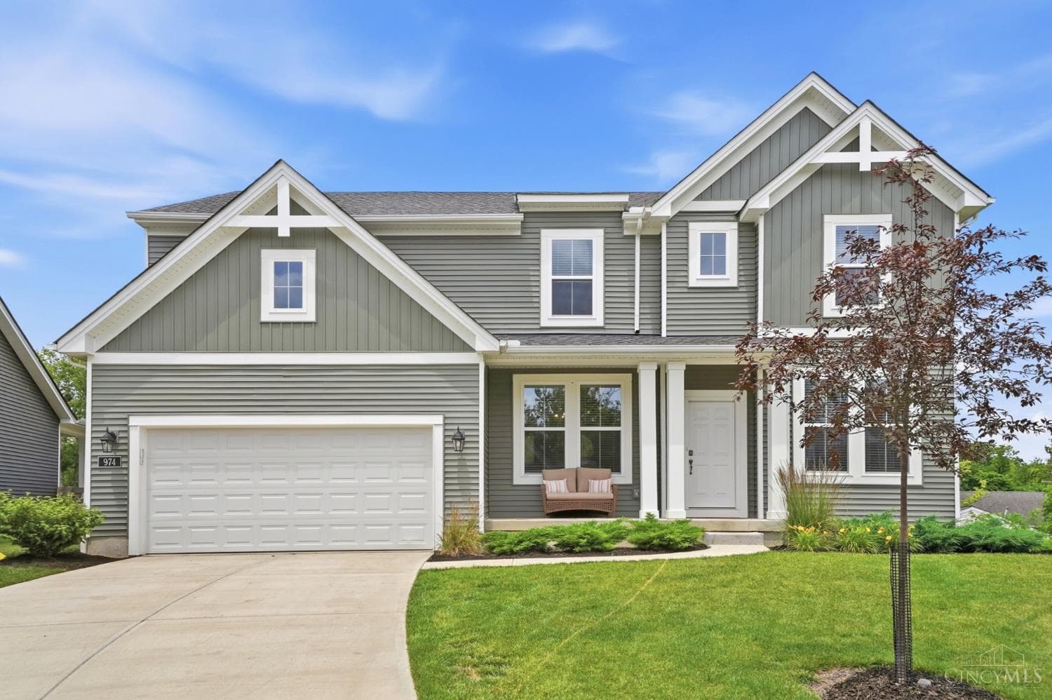 974 Crestpoint Court