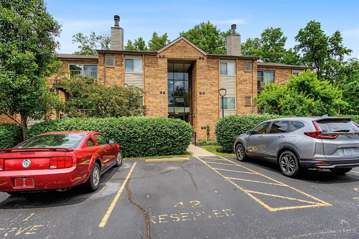 5981 Meadowcreek Drive