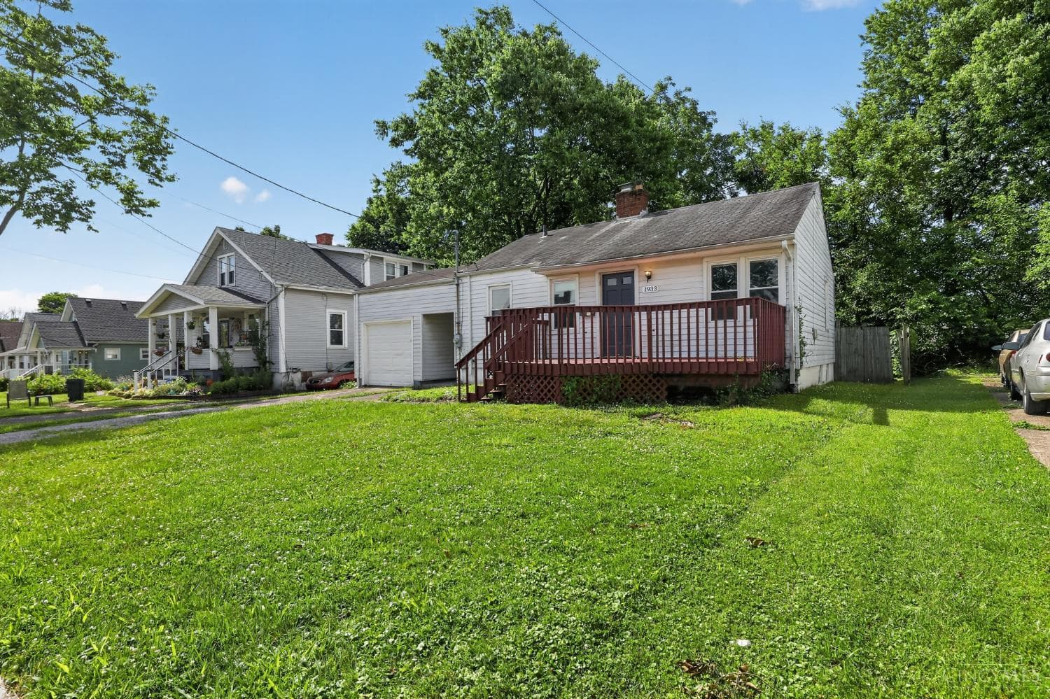 1933 Shollenberger Avenue