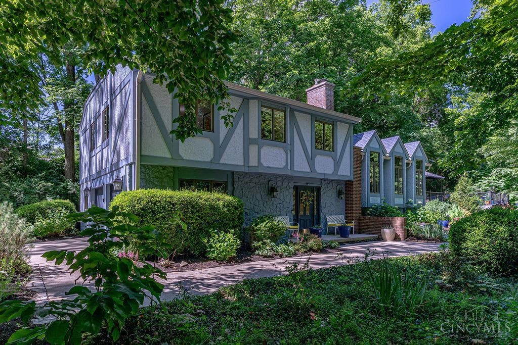 494 White Oak Drive