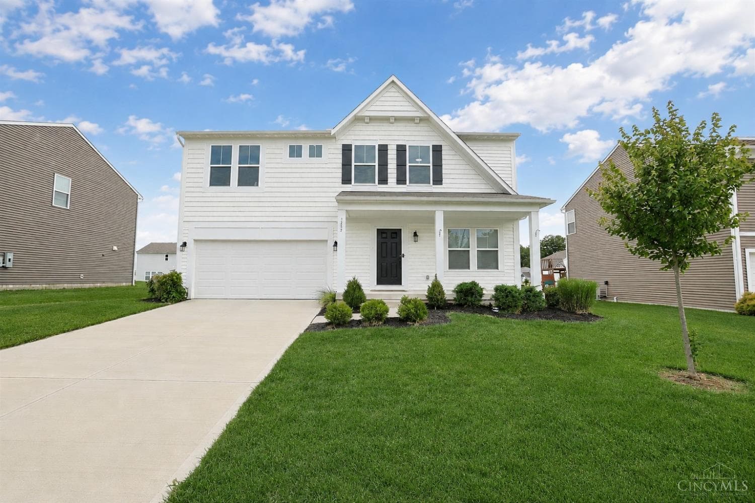 1257 Soaring Way