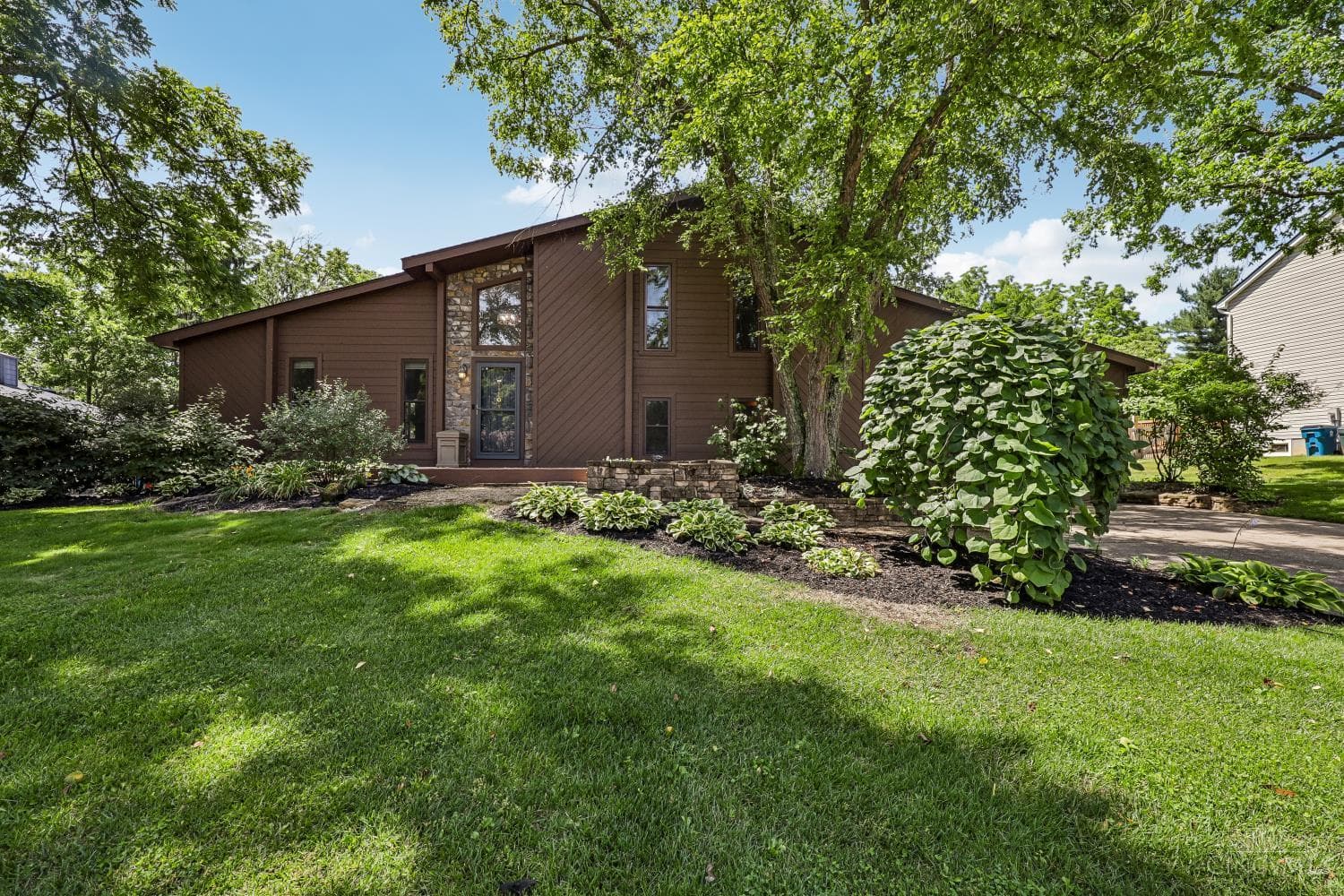 1817 Bell Tower Circle