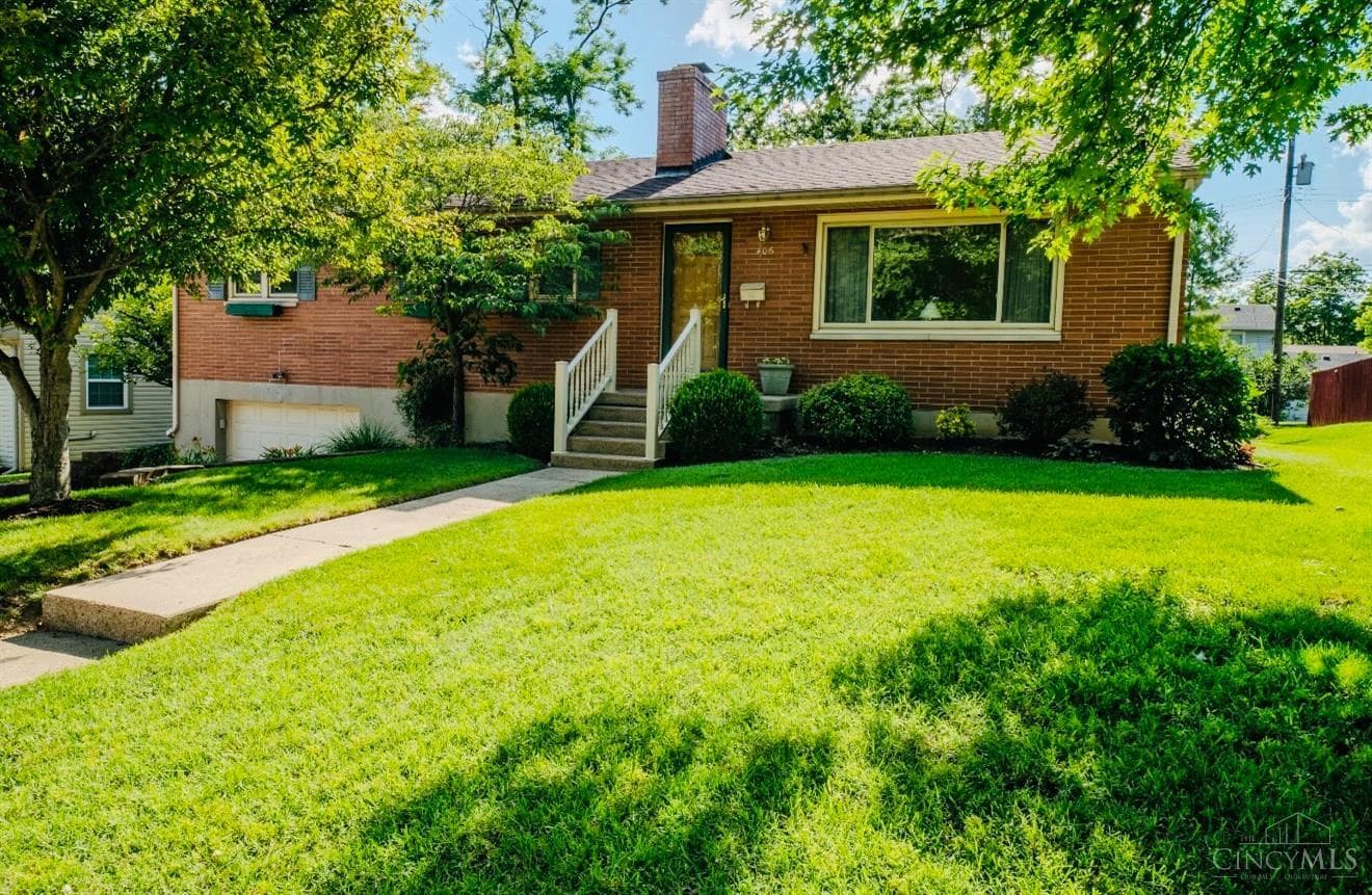 406 Eastline Drive