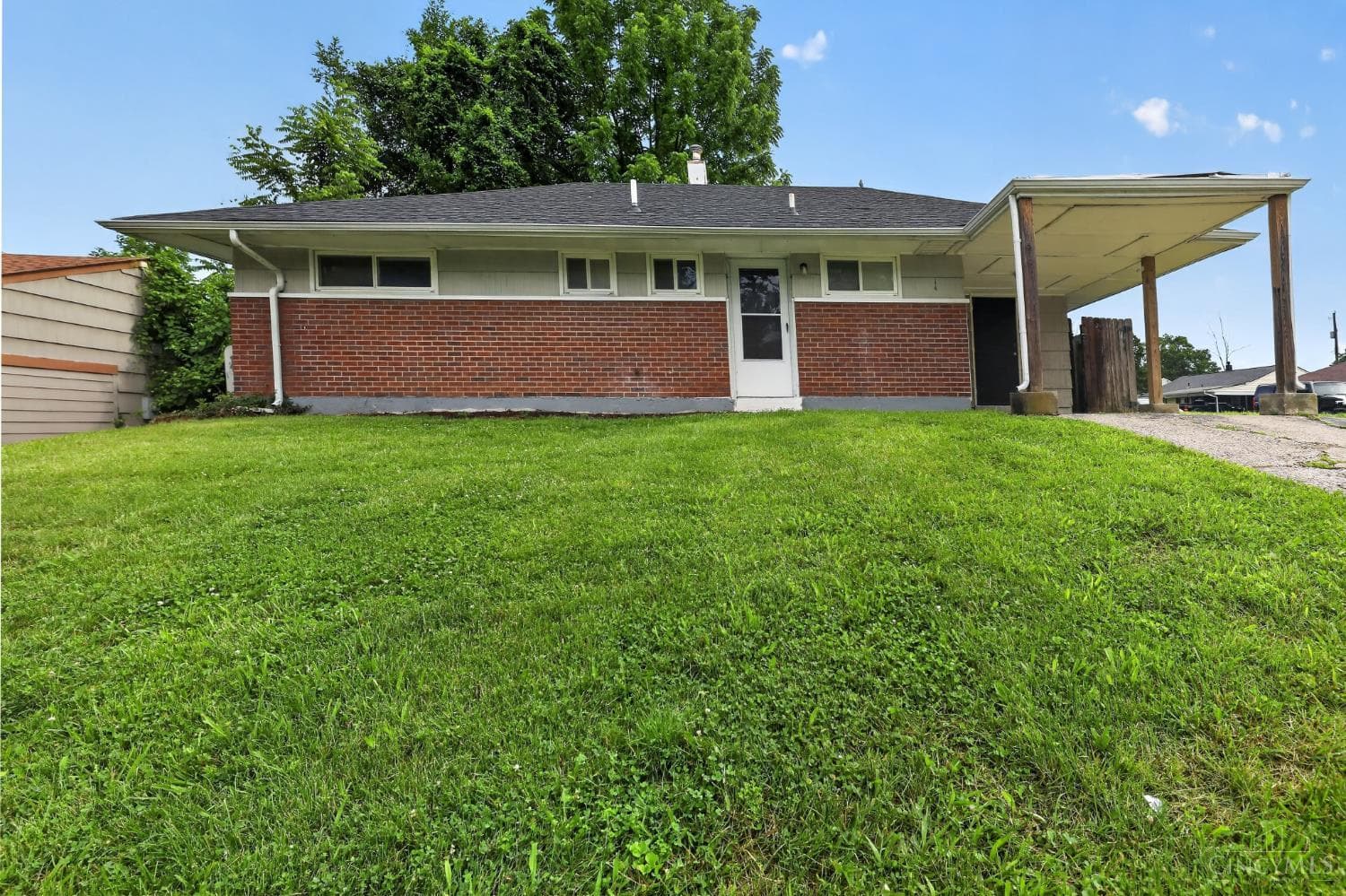 8811 Grenada Drive