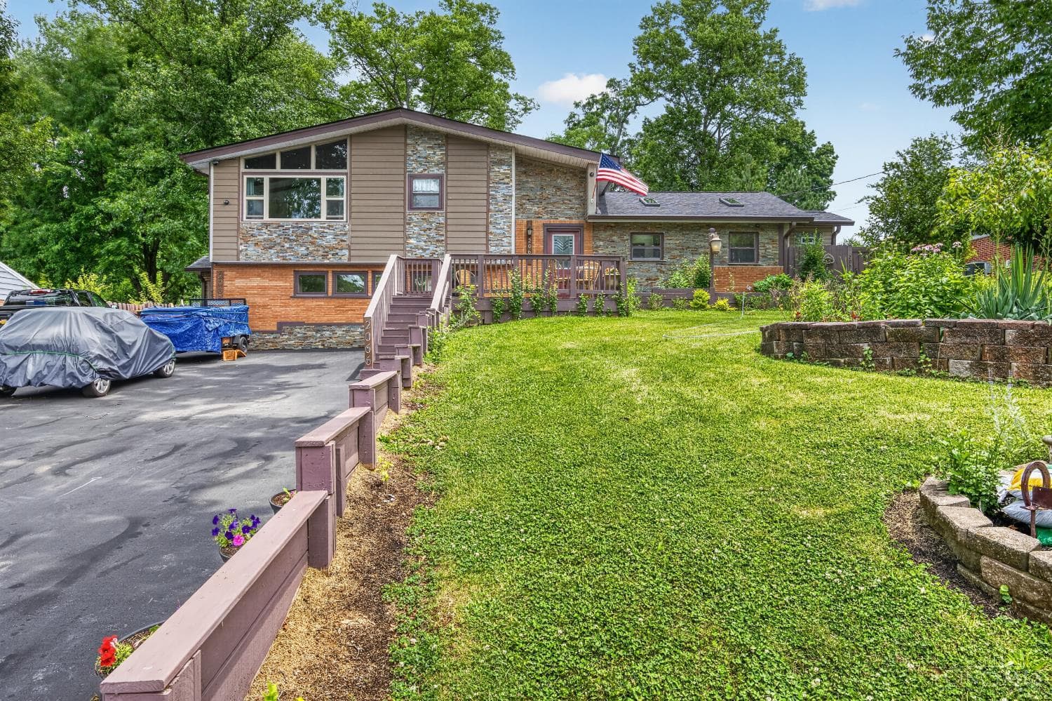2066 Evanor Lane